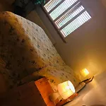 Drumcoura Resort: Lakeside Retreat With Equestrian Center Holiday home *
