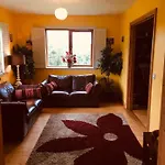 4 Bedrooms With Stunning View Drumcoura Beside Saloon & Equestrian Centre, Lakes & Forest Hébergement de vacances Ballinamore