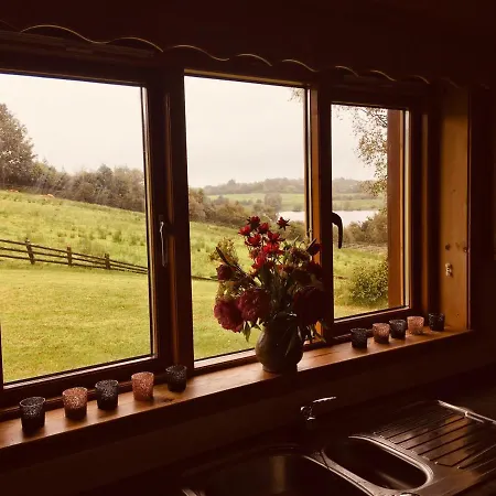 Drumcoura Resort: Lakeside Retreat With Equestrian Center Ballinamore