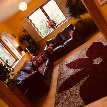 4 Bedrooms With Stunning View Drumcoura Beside Saloon & Equestrian Centre, Lakes & Forest Casa de Férias *