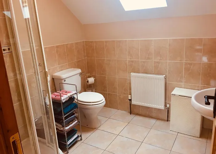 4 Bedrooms With Stunning View Drumcoura Beside Saloon & Equestrian Centre, Lakes & Forest Ballinamore